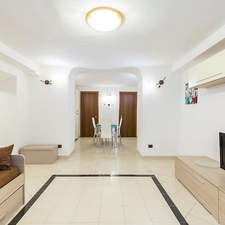 Qs1 - Indipendent Flat In Center Apartment Naples Luaran gambar