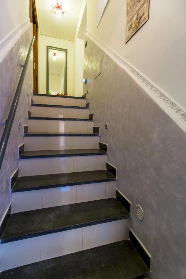 Qs1 - Indipendent Flat In Center Apartment Naples Luaran gambar